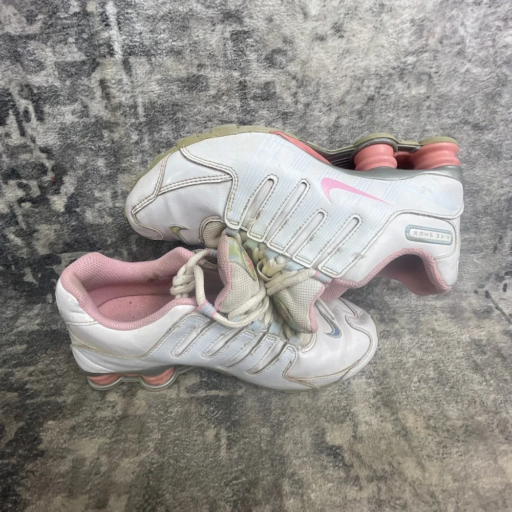 Nike Shox NZ Sneakers Womens Youth 4 Pink White and Blue Athletic Shoes